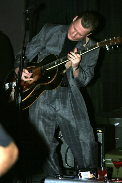 CK_2004-10-30@2332-12