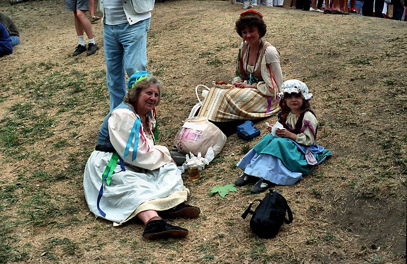 Elaine_and_Maia_001_RPFS_1991